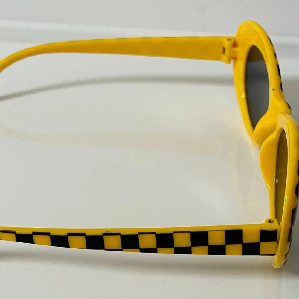 KIDS RACE CAR DRIVER SUNGLASSES WITH CHECKERED FLAGS 2 PAIRS